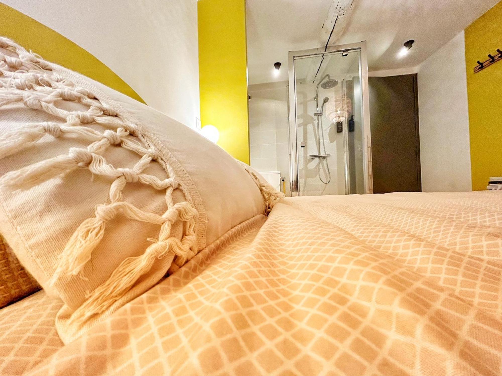 Cosy Ocre Apartment Arles Bagian luar foto