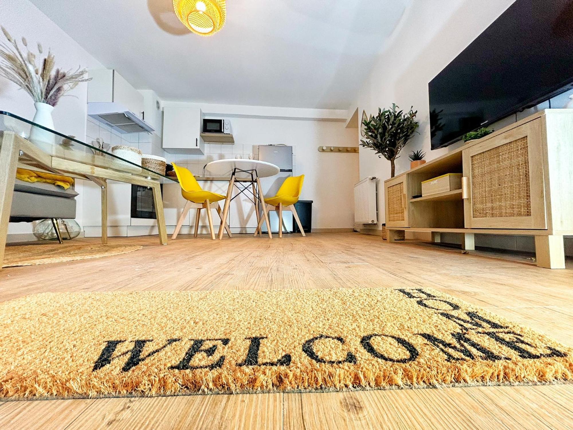 Cosy Ocre Apartment Arles Bagian luar foto